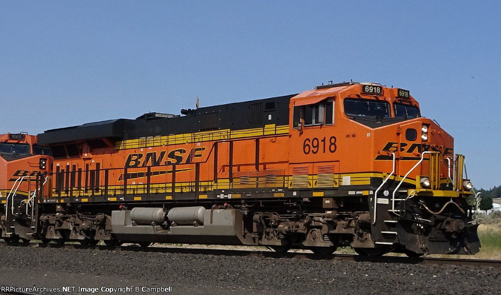 BNSF 6918